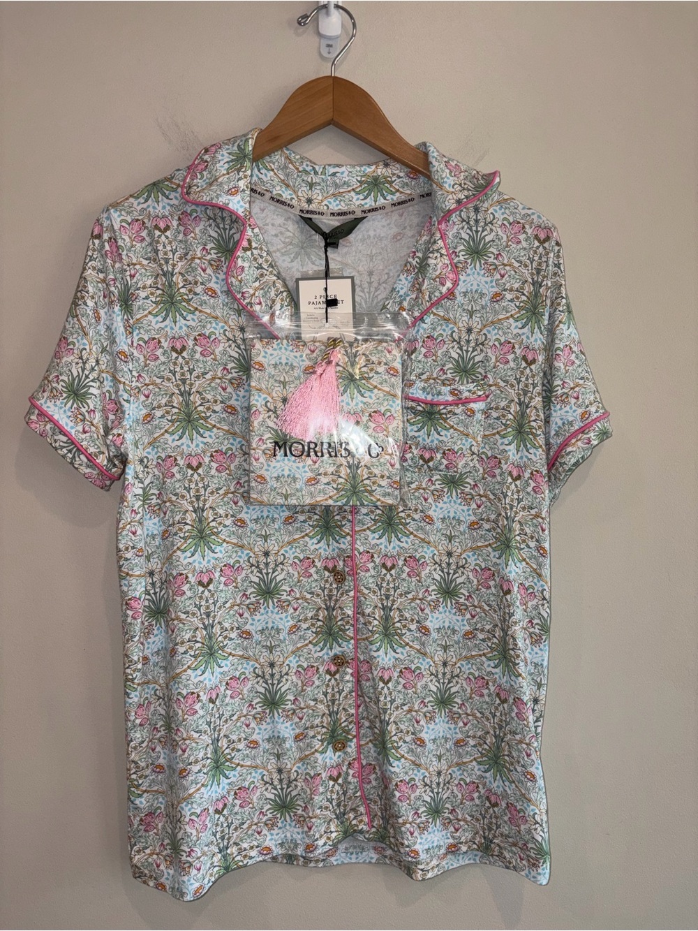 NWT Beautiful MORRIS & Co. 3 Piece Pajama Set. Medium.